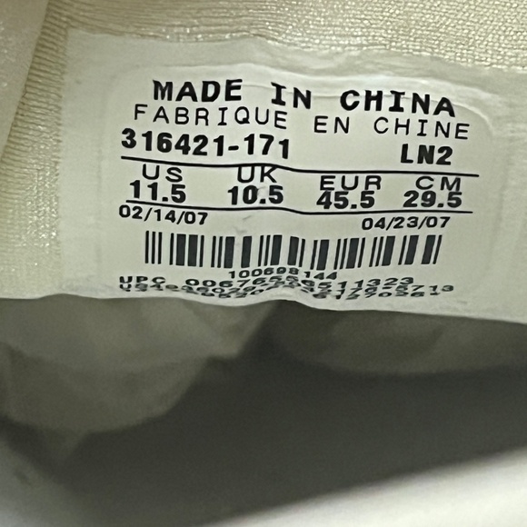 Nike Air Assault Men’s 11.5 White Zest Academy Blue 316421-171 w/ Original Box - Picture 9 of 9